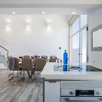 Bella Vista Villa *